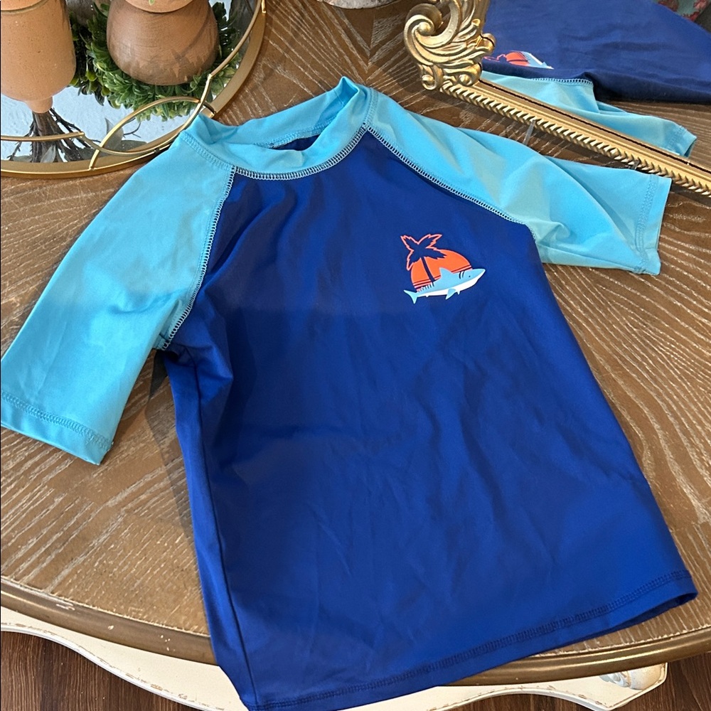 Boys Shark & Tropical Palm Tree Rash Guard Swim Shirt Medium